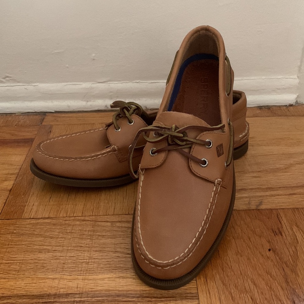 Brand new in box Sperry Boat Shoes.